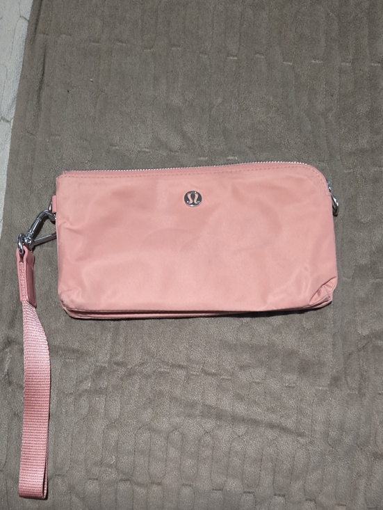 lululemon athletica Handbags - lululemon athletica Blush Pink Wristlet Clutch